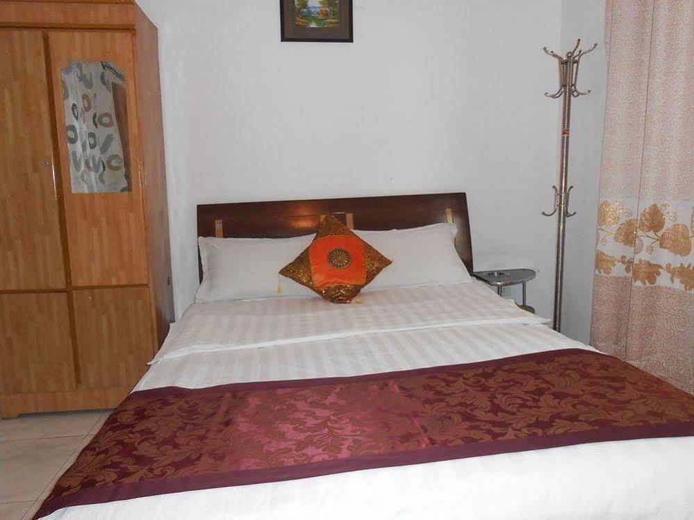 Chengdu Cosiness Home Hotel Bagian luar foto