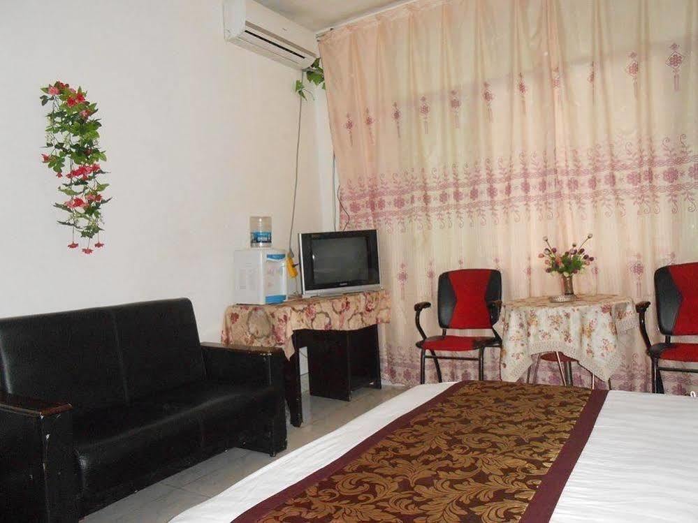 Chengdu Cosiness Home Hotel Bagian luar foto